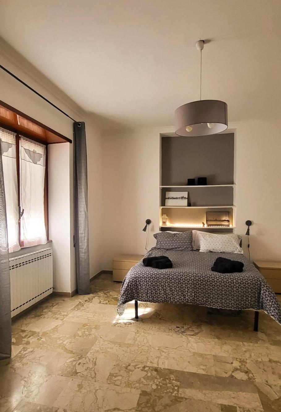 3 Sisters House * Roma